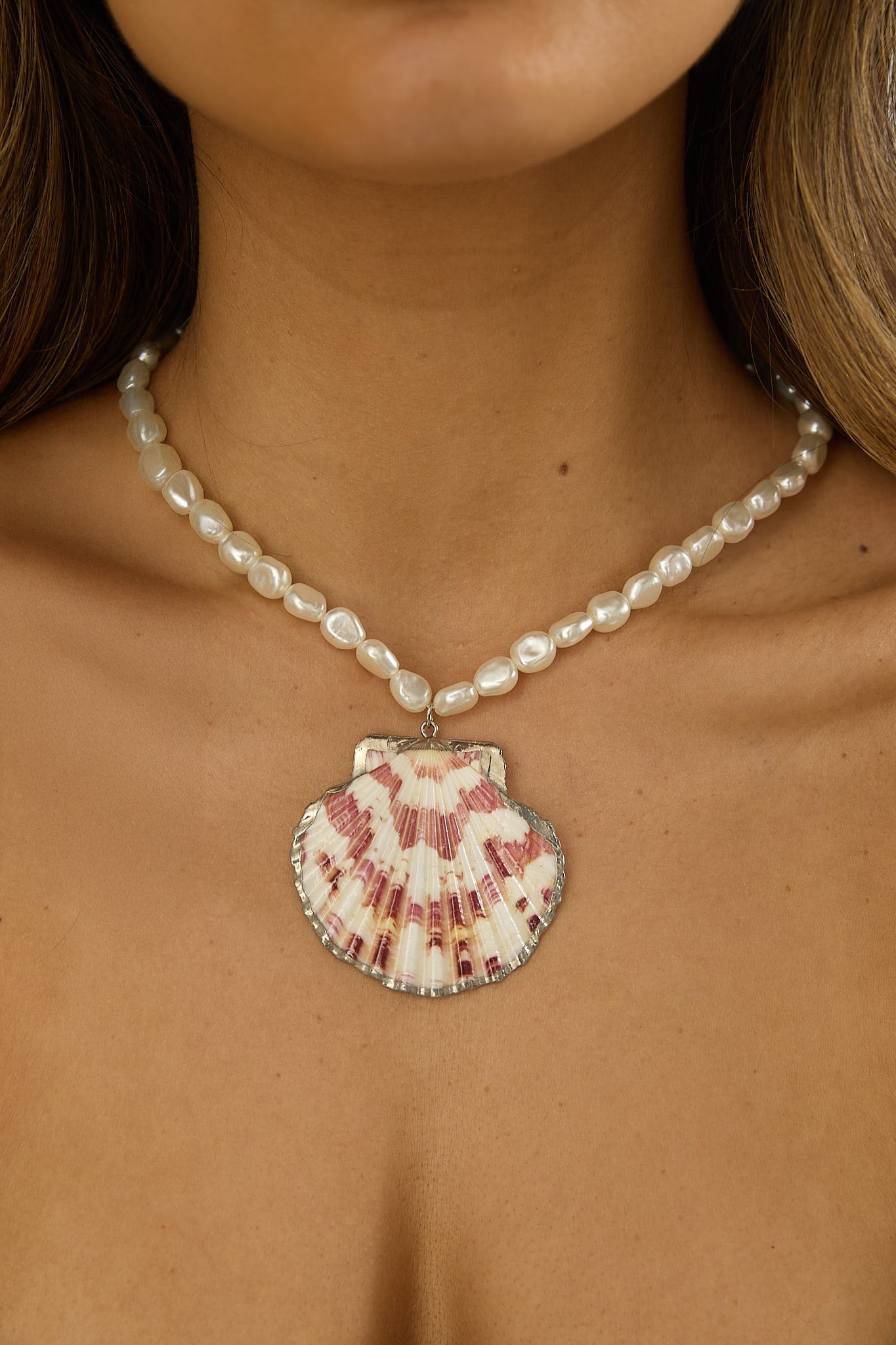 Merita Shell Pendant Pearl Necklace Pink Shell