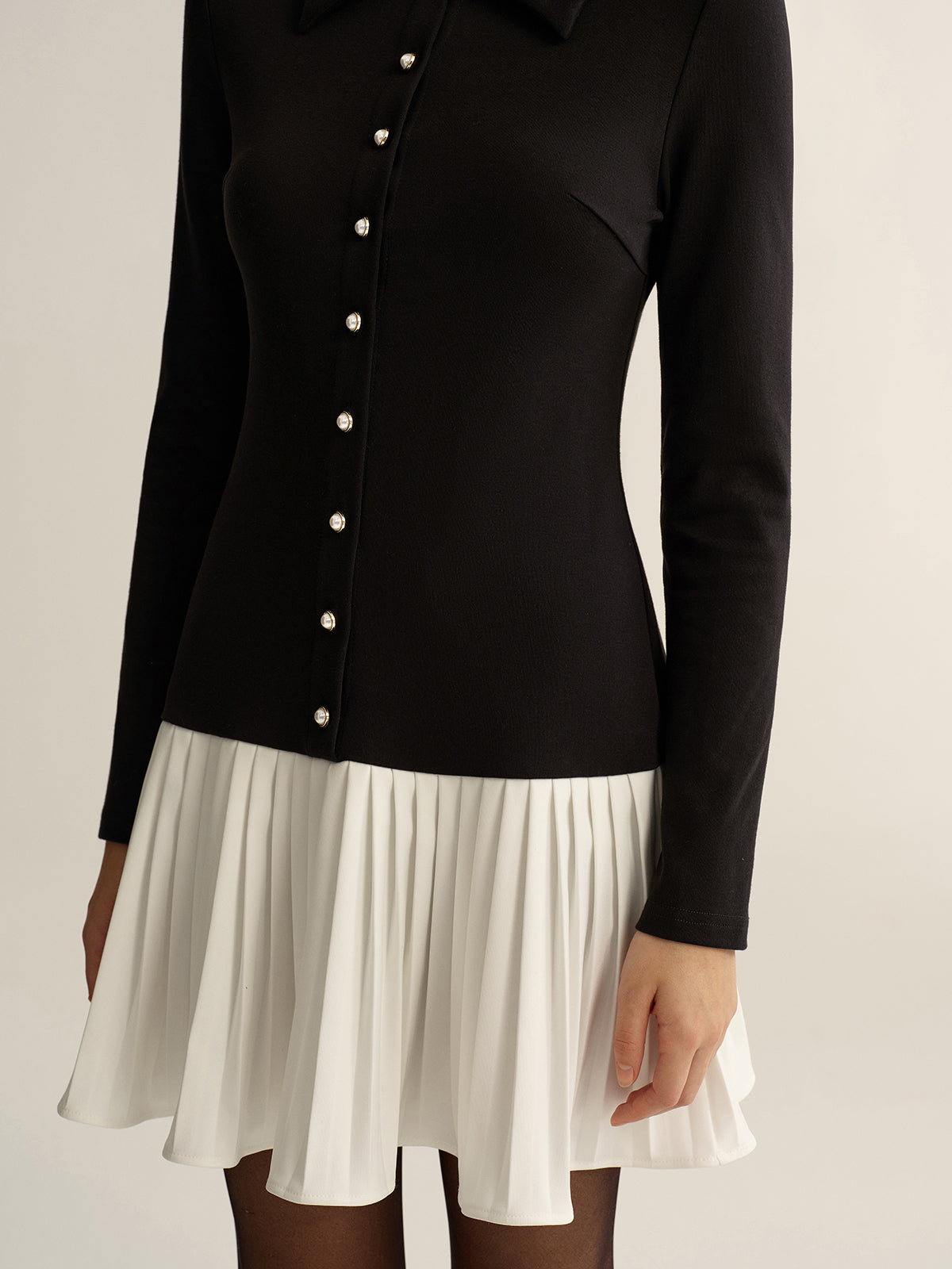 Contrast Pleated Hem Collared Mini Dress