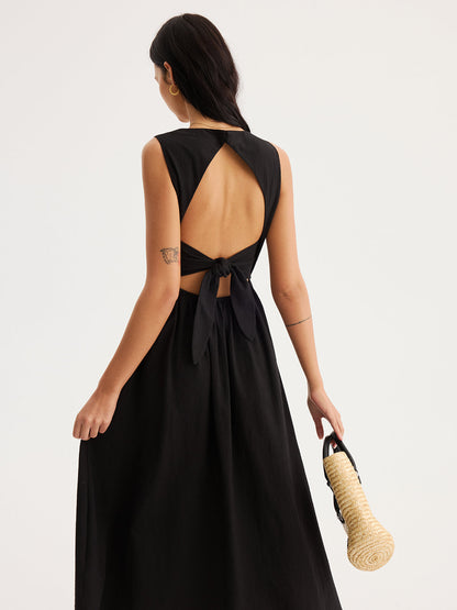 Scalloped Neckline Tie-Back Cotton Maxi Dress