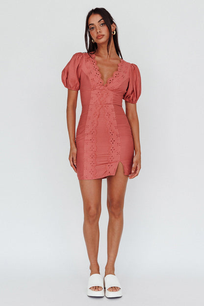Aylina Scalloped Lace Mini Dress Rose