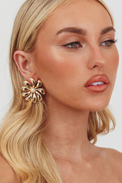 Izzy Flower Earrings Gold/Pearl