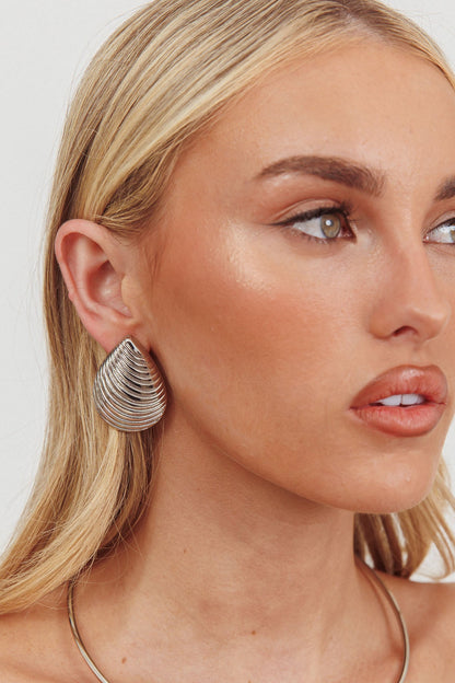 Jacinta Shell Earrings Dark Silver