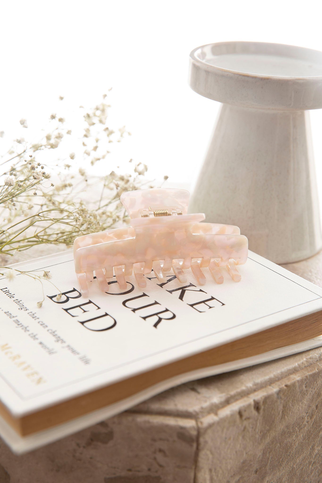 Missy Marbled Acrylic Clip Pink