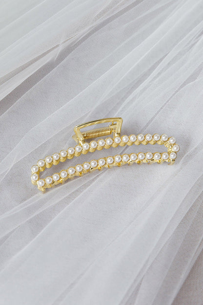 Ellie Pearl Square Claw Gold