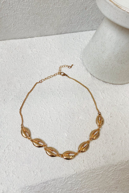 Fiji Gold Shell Chain Necklace