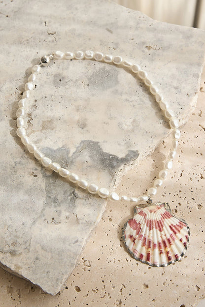 Merita Shell Pendant Pearl Necklace Pink Shell