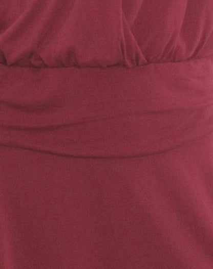 Senara Cinch Waist Halterneck Mini Dress in Burgundy