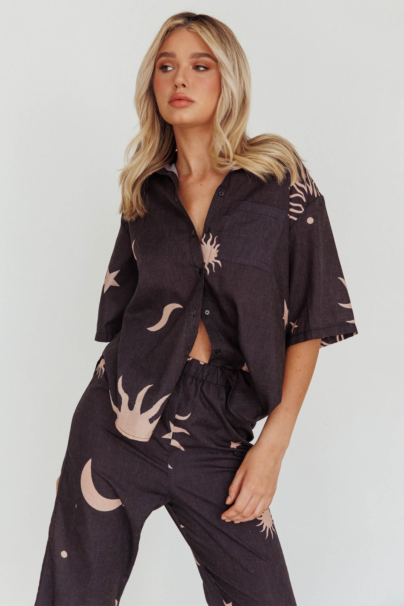 Just A Hunch Pants Sun Moon Black
