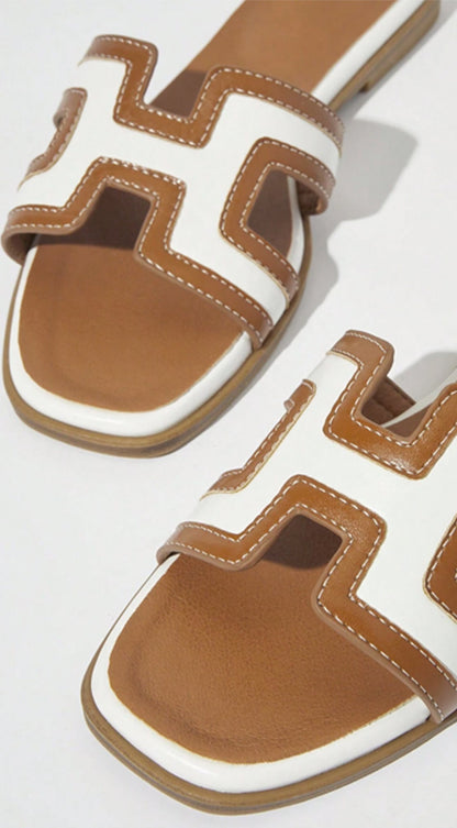 Tavana H Flat Sandal - Brown